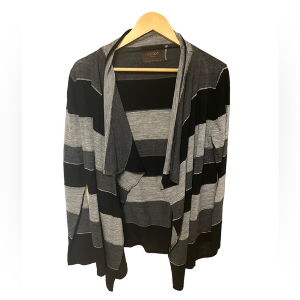 Victor Alfaro black/gray‎ women’s striped cardigan size large NWT